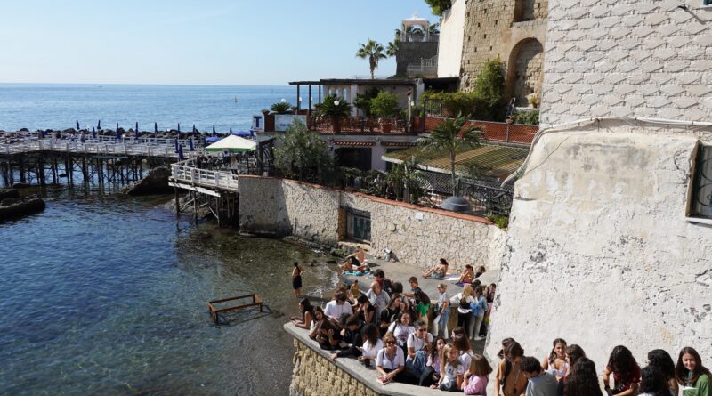 Alla scoperta di Salvatore Di Giacomo in “Comm’ a ‘nu mare ca quieto pare”